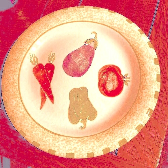 Vintage 1994 platter w/spongeware yellow/green border. 12 in. Small chip on back - Picture 5 of 12